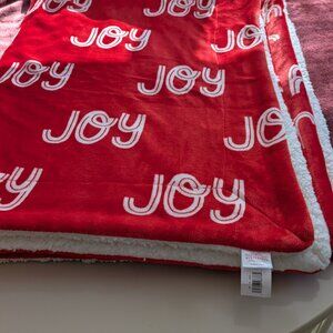 Wondershop soft red/wht joy throw Christmas blanket, 49x62 in